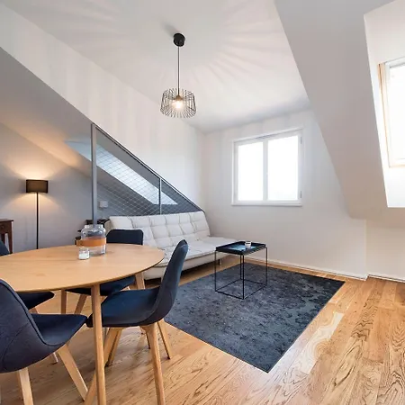 Lighthouse * تالين