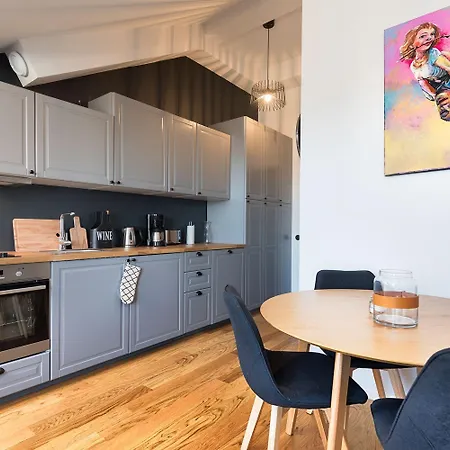 Lighthouse تالين