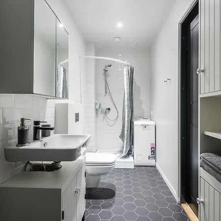 Lighthouse تالين