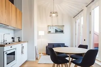 Lighthouse * تالين